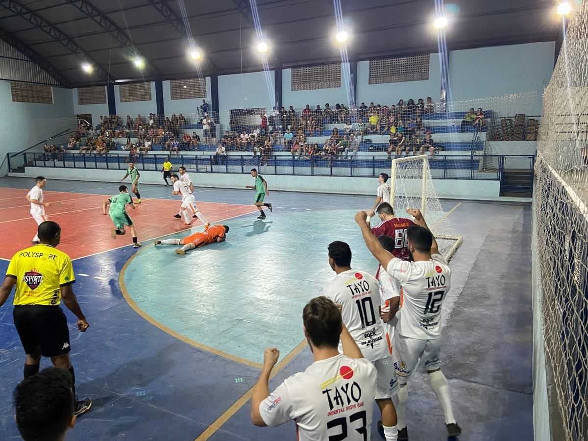Equipe Bragumelos sagra-se campeão do 2º Campeonato de Futsal de Urânia