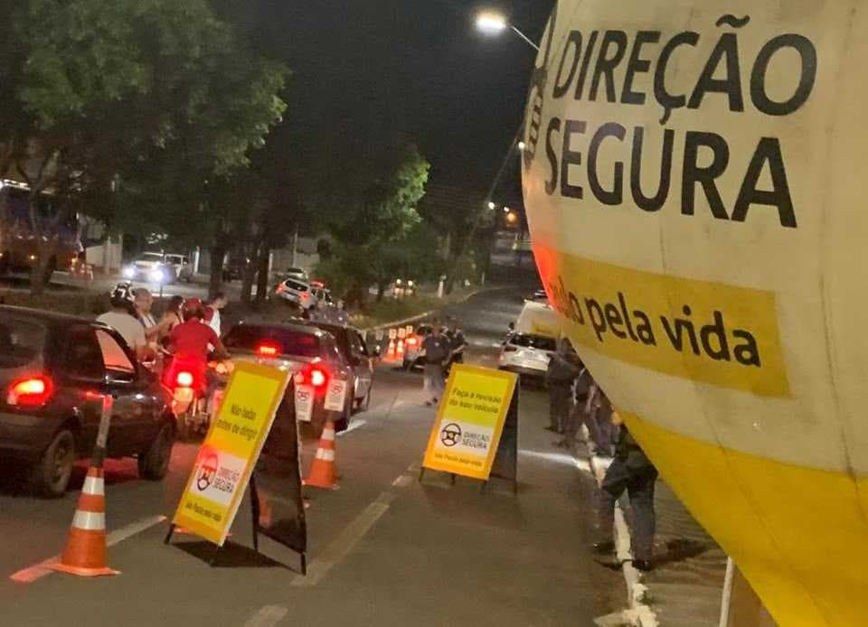 Detran-SP faz 709 abordagens e autua 22 pessoas em blitz em Jales