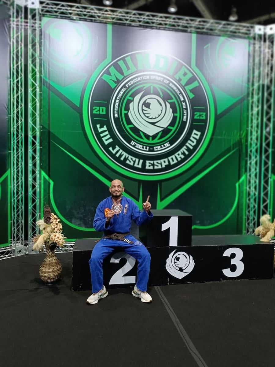 Jalesense se destaca em competições mundiais de Jiu-Jitsu