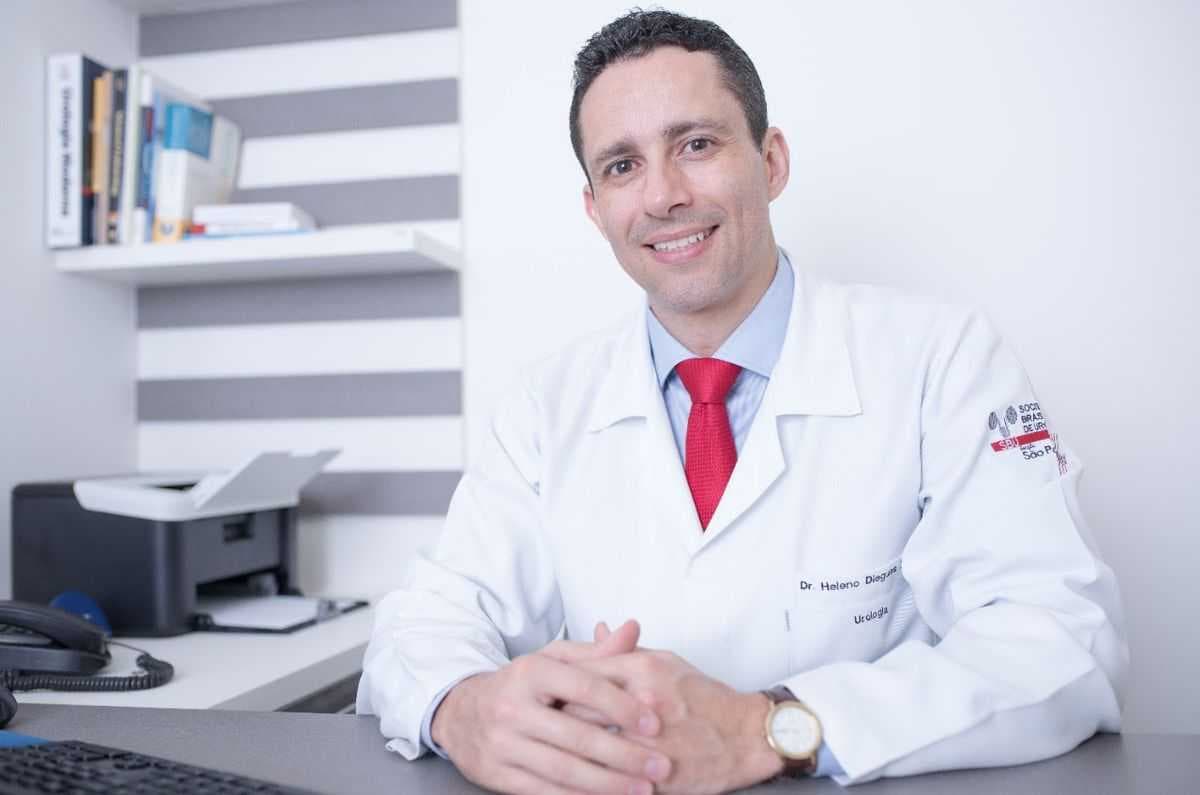 Médico urologista fala sobre a reposição hormonal, um tabu ainda para muitos homens