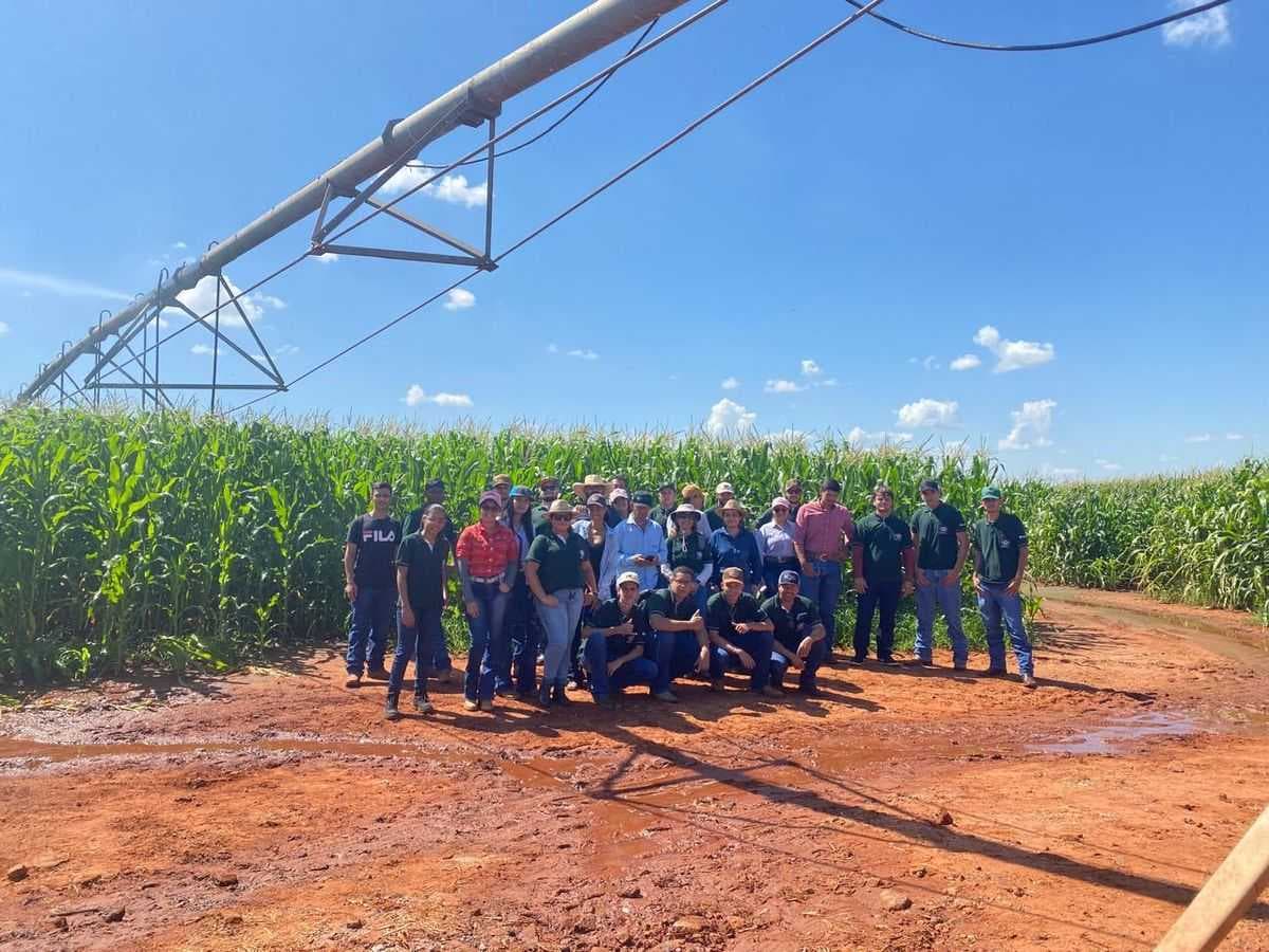 Estudantes de Agronomia realizam Visita Técnica à Fazenda Bonança em Sud Mennucci