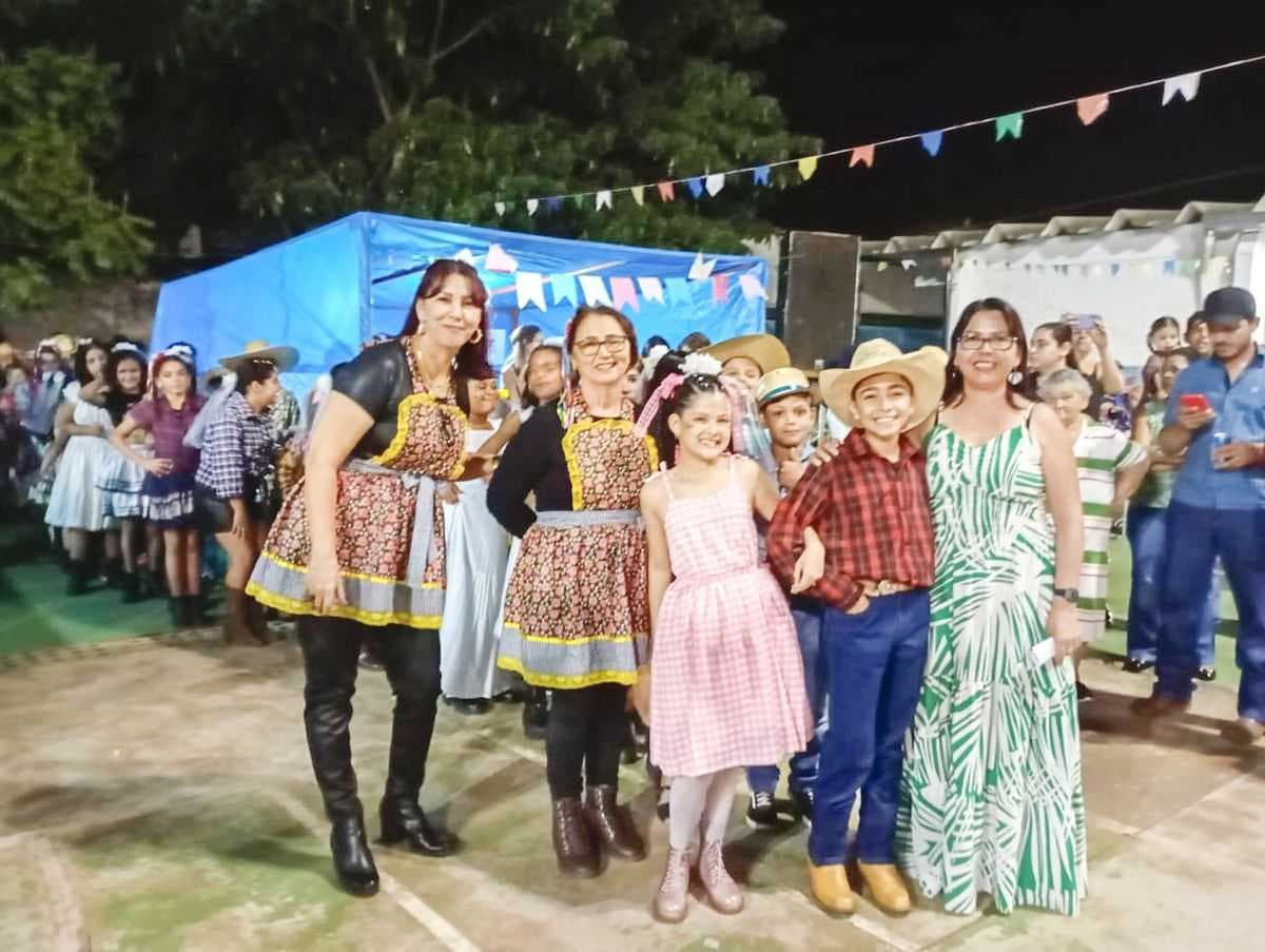 Escola Oscar Antônio da Costa de São Francisco realiza tradicional Festa Junina