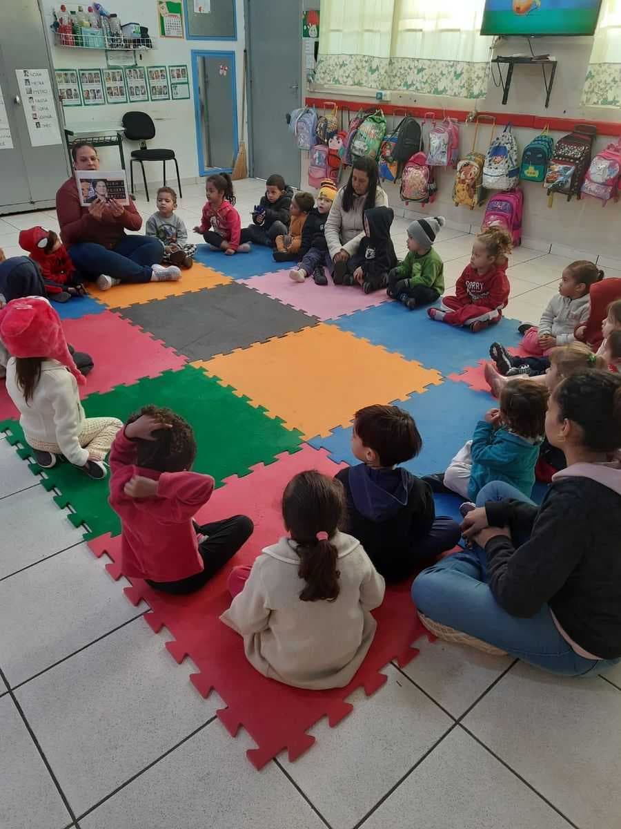 Crianças da Emei Prof. Aparecido Tadeu Rodrigues Estanislau, em Jales, fazem verdadeiras obras de arte