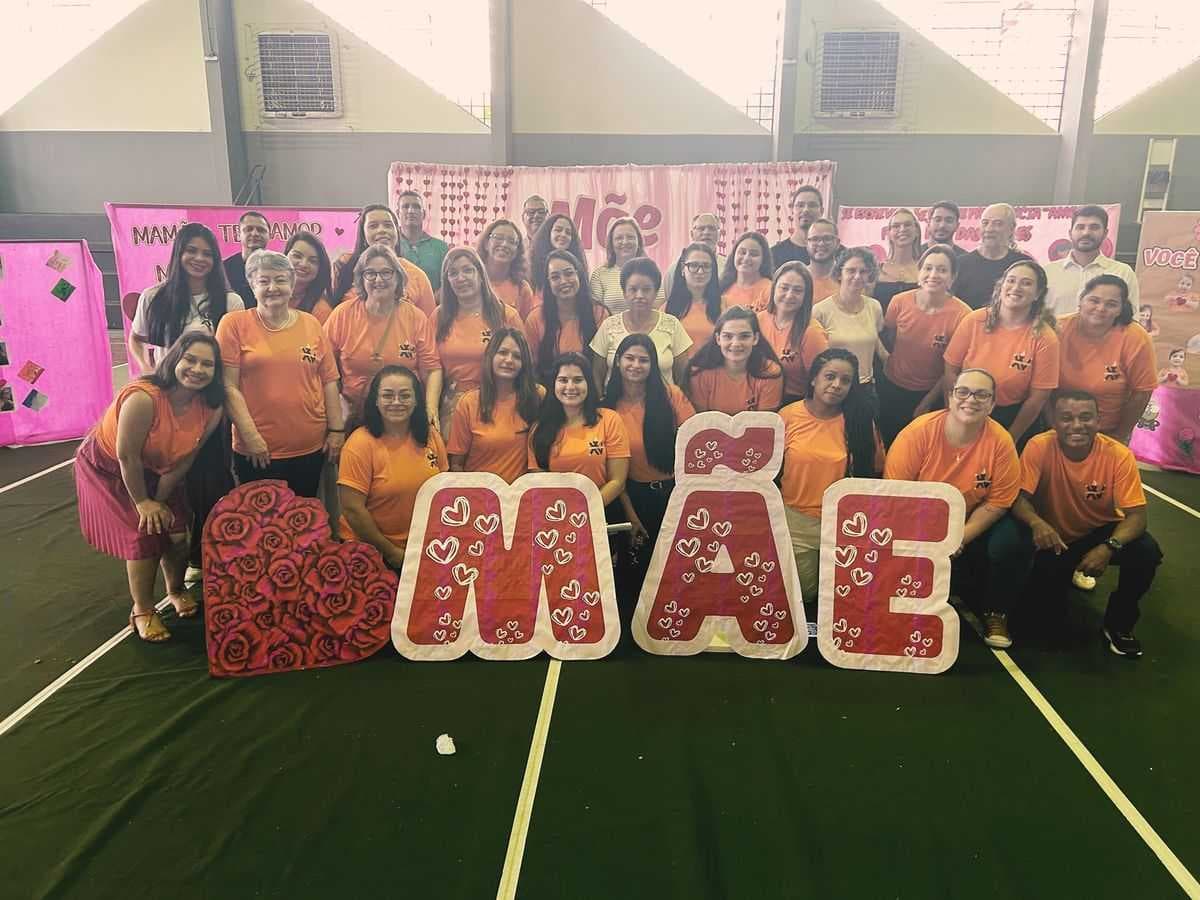 Colégio XV de Abril realiza o primeiro “Café do Coração” em homenagem às mães