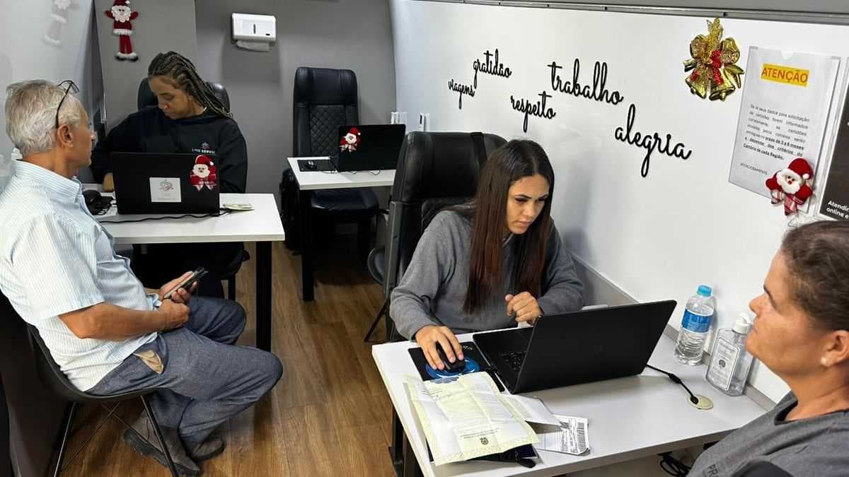 Santa Salete recebe unidade do Projeto Cidadania Itinerante e moradores utilizam serviços gratuitos